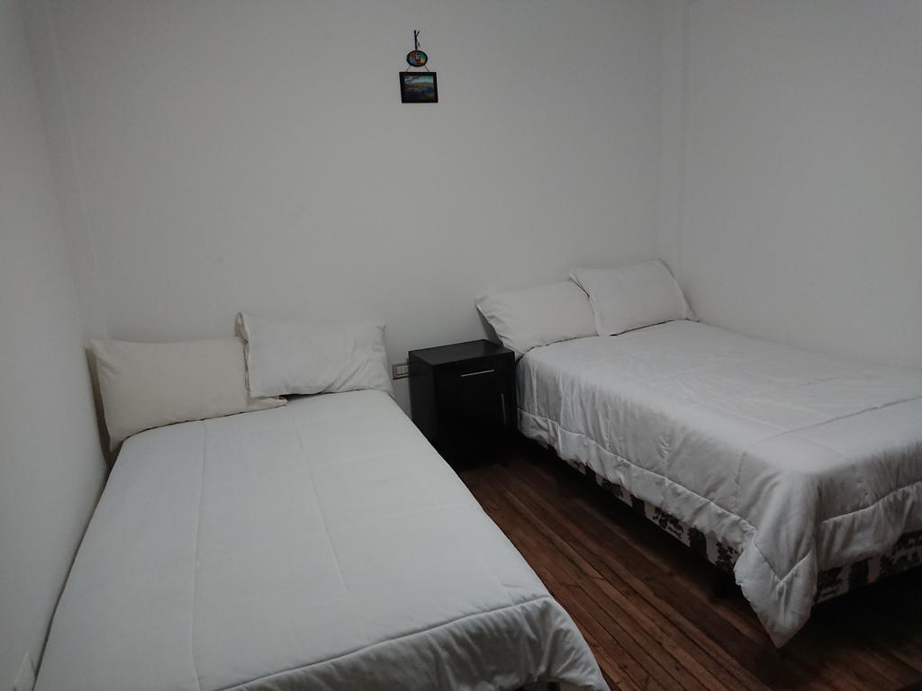 Apartamentos Colonial Home Кито Экстерьер фото